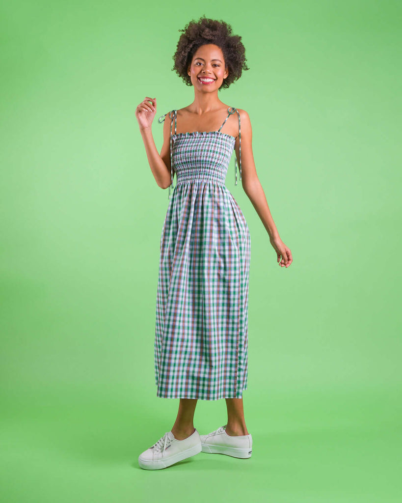 sewing project, upcycled fabric, easy sewing project for kids, unique sewing project, sewing blog, plus size sewing pattern, sewing project for beginners, threadymade, dakota dress, green plaid